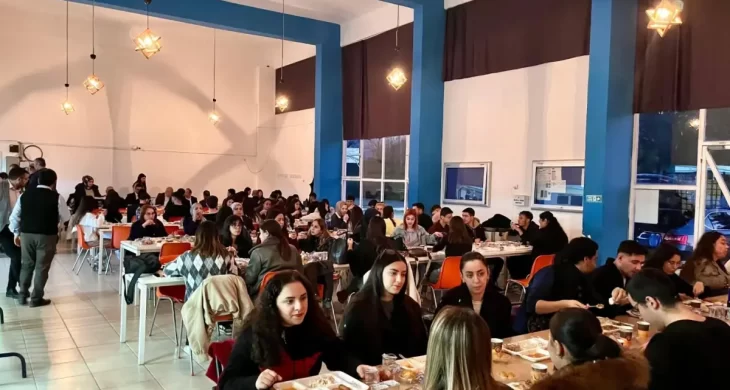 Çine protokolü öğrencilerle iftarda bir araya geldi