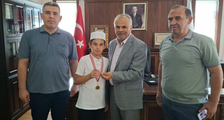 Kur’an-ı güzel okuma yarışması birincisinden Gazze’ye anlamlı bağış