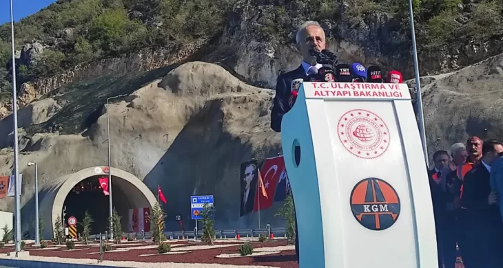 Çorum’un yıllardır beklediği Kırkdilim Tünelleri açıldı