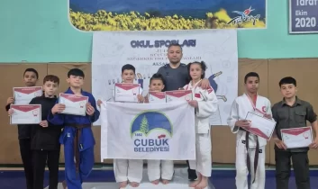 Çubuklu judocular Aksaray’da fırtına gibi esti