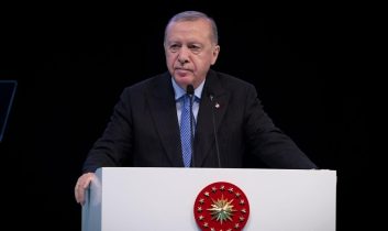 Erdoğan: “Bir şule bile Türkiye’de uyuyanları uyandırmaya yetti”