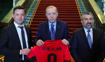 Cumhurbaşkanı Erdoğan’dan Süper Lig’e çıkan Arca Çorum FK’ya özel kabul