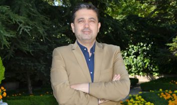 Av. Cüneyd Altıparmak: “Ülke satın alınabilir mi?”