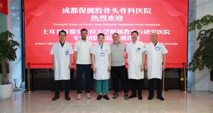 Kırıkkaleli profesörler Çin’de robotik cerrahi zirvesinde