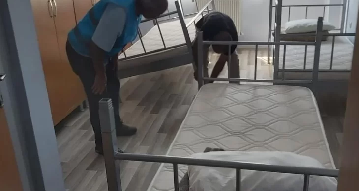 Denetimli serbestlik yükümlülerinden okula temizlik desteği