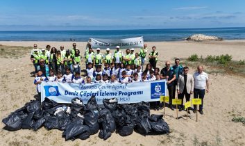 Büyükşehir’den daha temiz Kocaeli mesaisi; Deniz ve kıyı temizliğinde durmak yok