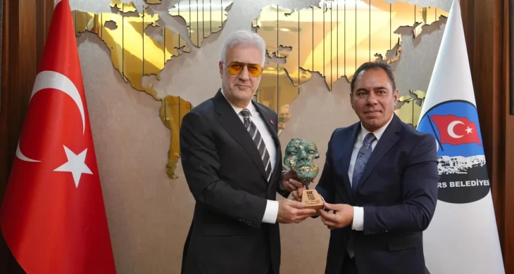 Devlet Tiyatroları Genel Müdürü Tamer Karadağlı, Ata Toprağı Kars’ta