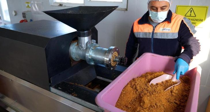 Didim’de atıklar mamaya dönüşüyor