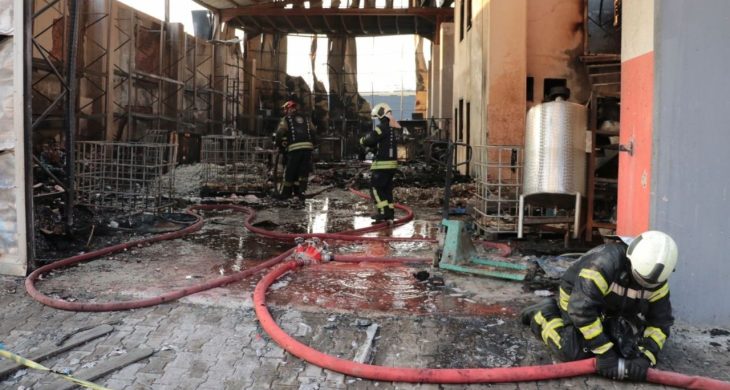 Dilovası’ndaki fabrika patlaması Meclis gündeminde: “Ruhsatsız atölyeye kim izin verdi?”