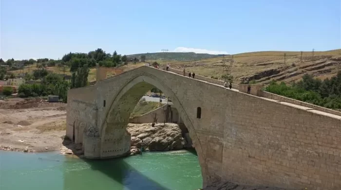 Diyarbakır’ın asırlık mirası: Malabadi Köprüsü