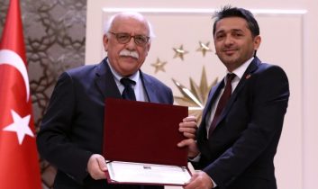 ASÜ’lü Akademisyene Tüba Ödülü