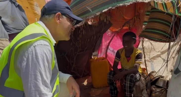 Dr. Dinçel Somali’de insani yardım çalışmalarına katıldı