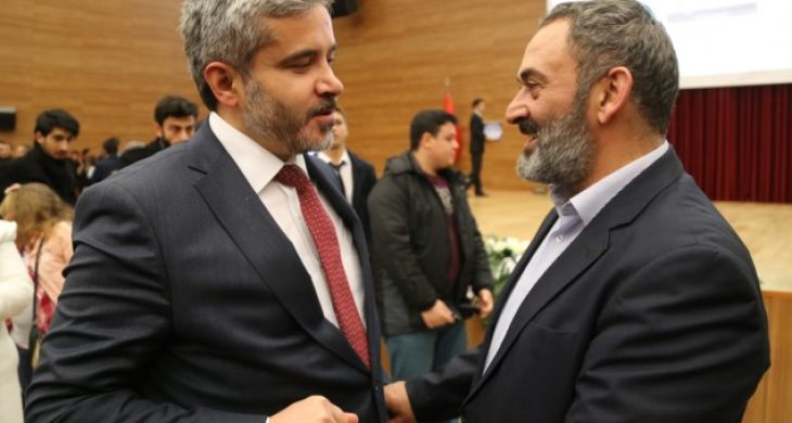 Dursun Ali Erzincanlı ASÜ’lülerle Buluştu