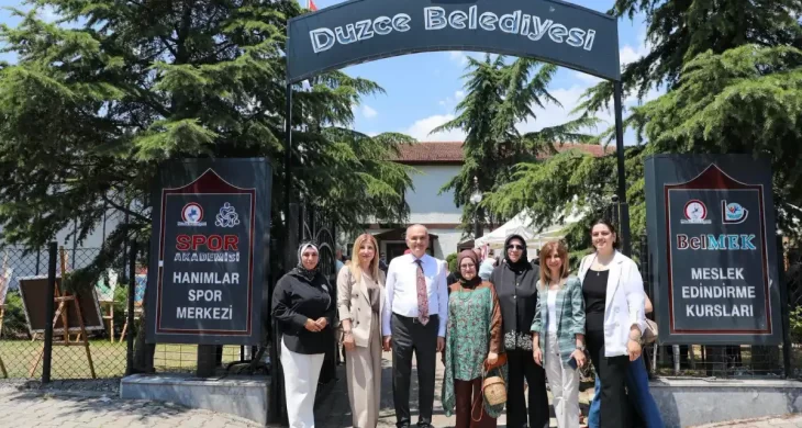 Düzce Belediyesi Meslek Edindirme Kursları (BELMEK) “Yıl Sonu Sergisi” düzenlendi