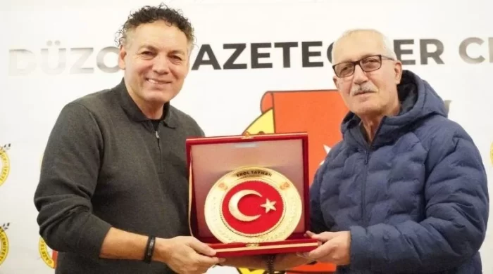 Düzce Gazeteciler Cemiyeti’nden ”Anlamlı İftar”