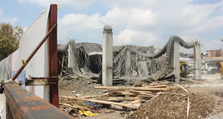 Düzce’de Cedidiye kent meydanı inşaat çalışmaları esnasında “çökme” meydana geldi