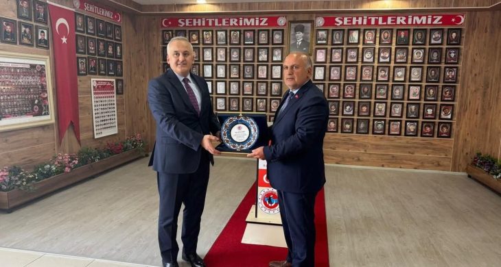 Genel Müdür Yardımcısı Ahmet Türköz’den Kars Şehit ve Gaziler Derneği’ne ziyaret
