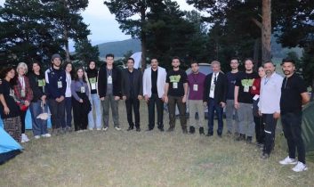 “Yabanla Buluşma Kampı” Sarıkamış Osman Yüce Kayak Merkezi’nde başladı