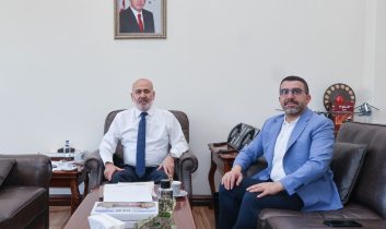 AK Parti Kars Milletvekili Adem Çalkın, İçişleri Bakan Yardımcısı Mehmet Sağlam’ı ziyaret etti