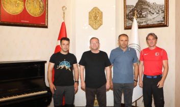 Kars’ta dağ sporları için önemli görüşme