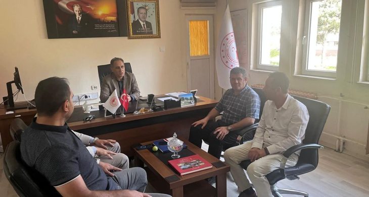 Kars Tarım ve Orman İl Müdürü Enver Aydın, Sarıkamış İlçe Tarım ve Orman Müdürlüğünü ziyaret etti