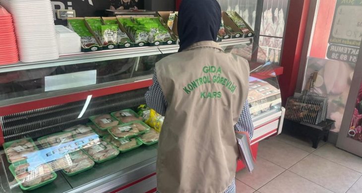 Kars’ta kasap ve şarküteri denetimleri aralıksız devam ediyor