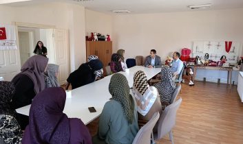 Kaymakam Mehmet Ali Semiz, ADEM kursiyerleriyle buluştu