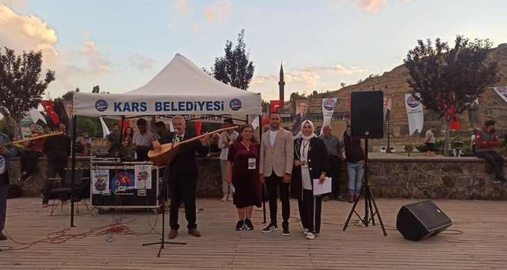 Kars’ta “Sözün ve Sazın İzinde: Âşıklar ve Şairler Şöleni” düzenlendi