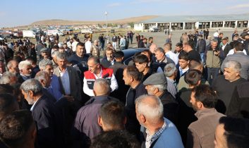 Kars Hayvan Pazarı açıldı