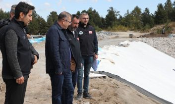 Kars Valisi Polat, Sarıkamış Kayak Merkezi’nde Suni Karlama Projesi çalışmalarını inceledi