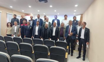 Kars’ta hayvan yetiştiricilerine “Şarbon Hastalığı ve Etkin Koruma-Kontrol Yöntemleri” eğitimi verildi