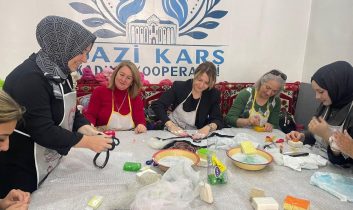 Gazi Kars Kadın Kooperatifi Keçe Projesi’ne önemli bir adım attı