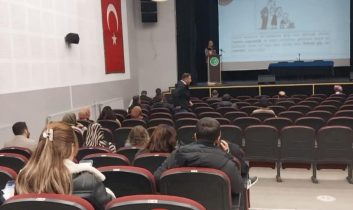 ŞÖNİM’den okul idarecileri ve rehber öğretmenlere bilgilendirme eğitimi