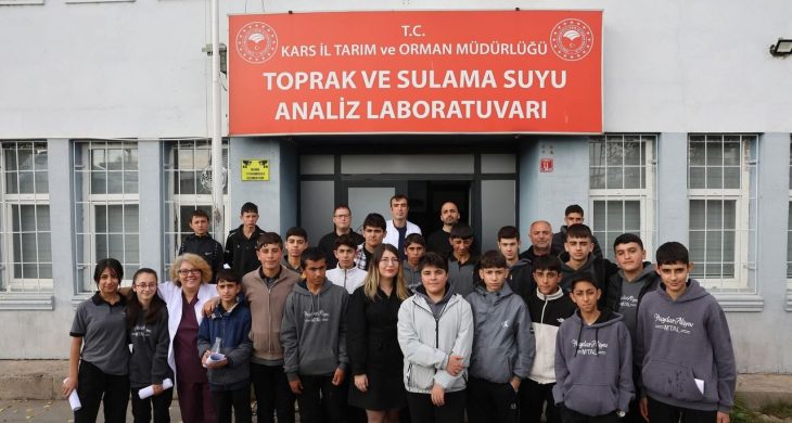 Haydar Aliyev Meslek Lisesi’nden toprak ve sulama suyu analiz laboratuvarına teknik ziyaret