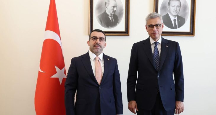 AK Parti Kars Milletvekili Adem Çalkın, Sağlık Bakanı’na Kars’ın taleplerini iletti