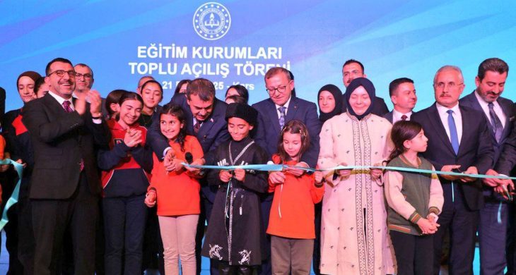 Kars’ta eğitim kurumları toplu açılış töreni gerçekleştirildi