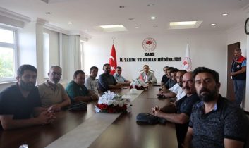 Tarım İl Müdürü Enver Aydın’dan şap aşılama çalışmalarına takın takip