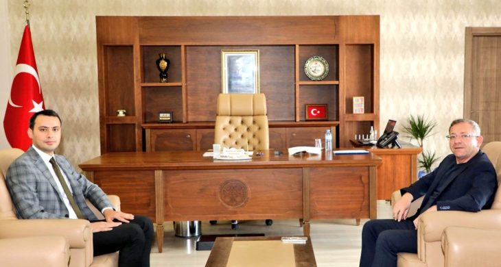 Kars Valisi Ziya Polat’tan Selim Kaymakamı Mehmet Ali Semiz’e hayırlı olsun zqiyareti