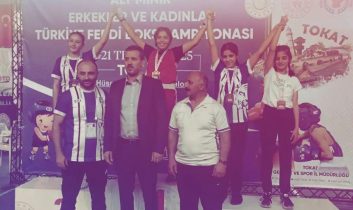 Alt minik boksörlerimizden Türkiye Şampiyonasında gurur veren başarı!