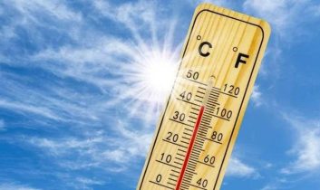 Kars’ta aşırı sıcaklardan bunalan vatandaşlar serinlik arayışına yöneldi