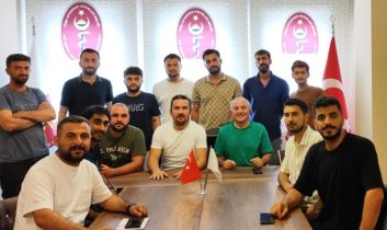 Kars Veteriner Hekimler Odası koordinatörlüğünde Suni Tohumlama Kursu başarıyla tamamlandı