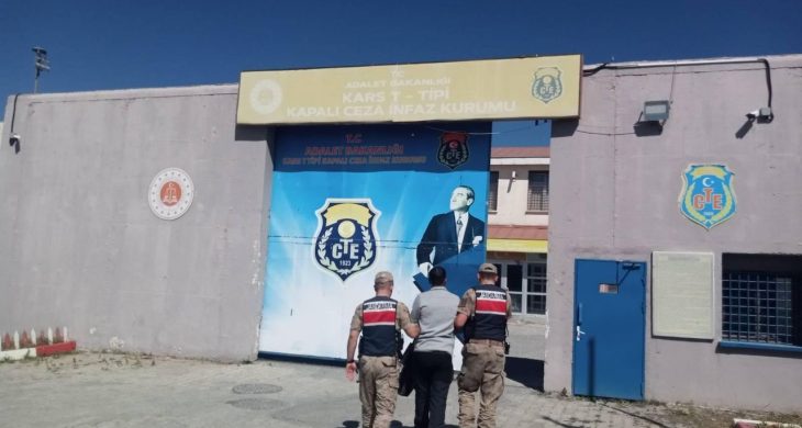 Kars’ta aranan firari jandarmanın operasyonuyla yakalandı