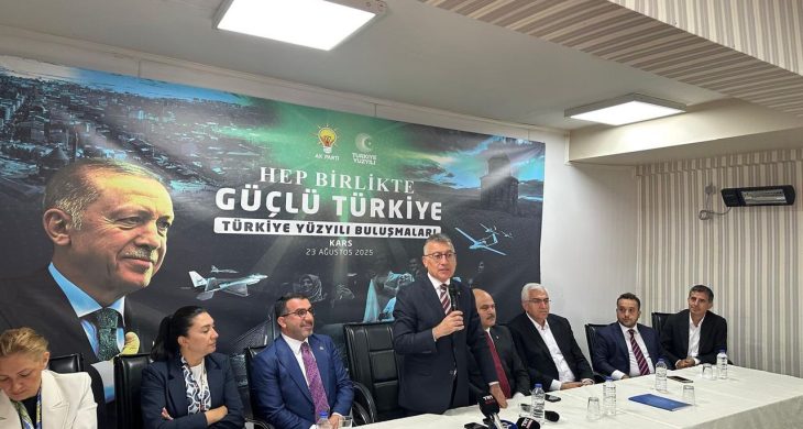 AK Parti Grup Başkanı Abdullah Güler, CHP Genel Başkanı Özgür Özel’i siyasi kalpazanlıkla suçladı