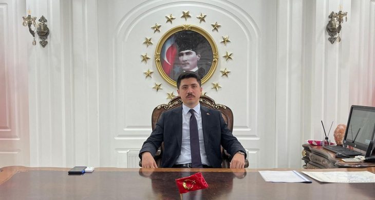 Digor Kaymakamı Kahraman’dan İzmir’deki saldırıya taziye mesajı