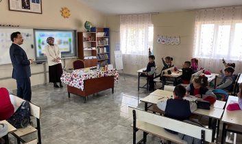 Kaymakam Demirtaş’tan Cebeci Köyü İlkokulu’na ziyaret