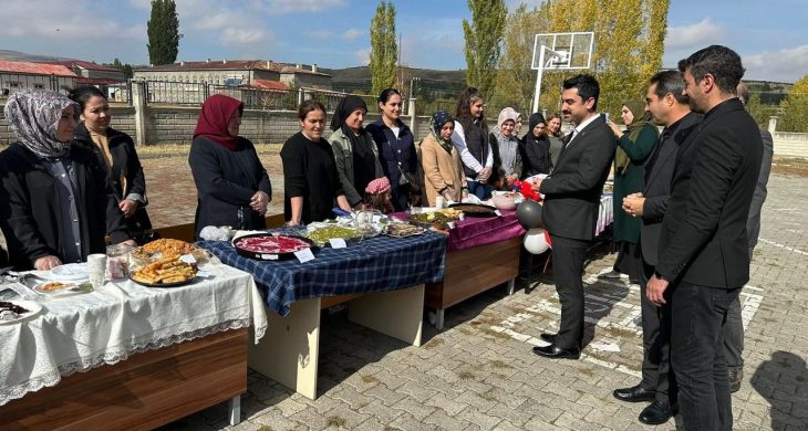 Kaymakam Muhammed Emin Tutal, Filistin yararına düzenlenen kermese katıldı