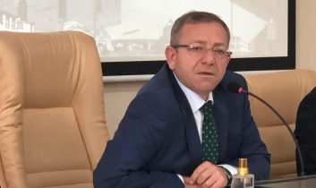 Kars Valisi Ziya Polat yatırımcılara çağrıda bulunarak: “Fabrikalar kiraya verilmeye hazır”