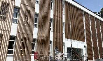 Kars İl Halk kütüphanesi onarım çalışmaları sona yaklaşıyor