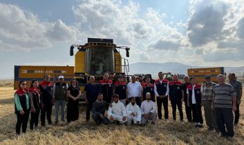 Kars’ta hububat hasat sezonu dualarla başladı