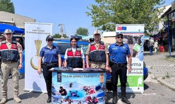 Susuz’da kadına yönelik şiddetle mücadelede KADES tanıtım standı kuruldu